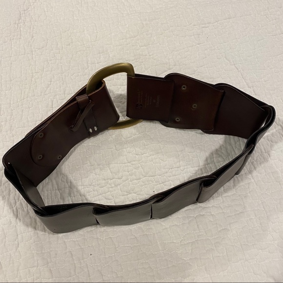 Linea Pelle x Bergdorfs Oversized Leather Belt - Picture 16 of 16